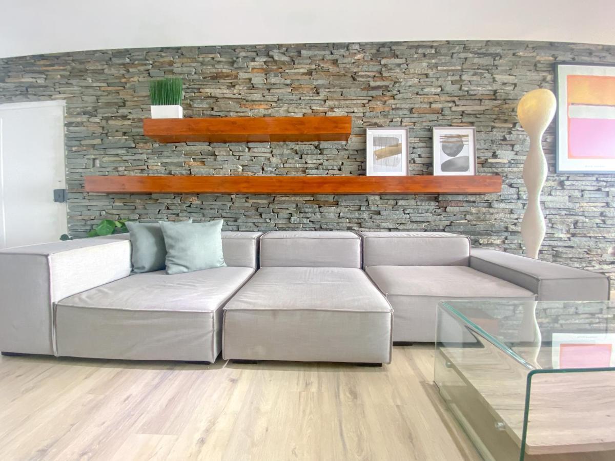 Phaedrus Living: Seaview Luxury Flat Athina Grenada Apartment Paphos Bagian luar foto