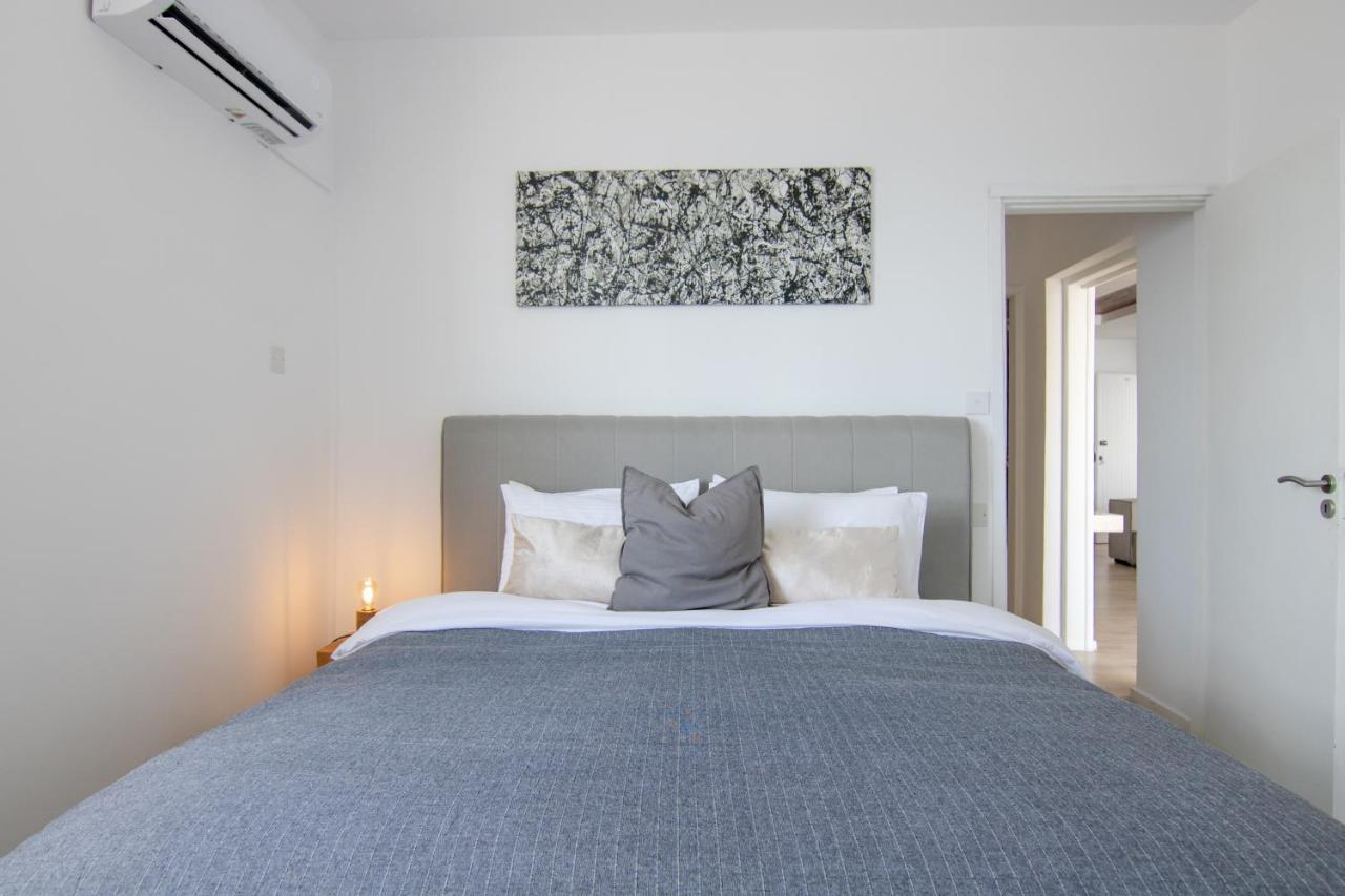 Phaedrus Living: Seaview Luxury Flat Athina Grenada Apartment Paphos Bagian luar foto